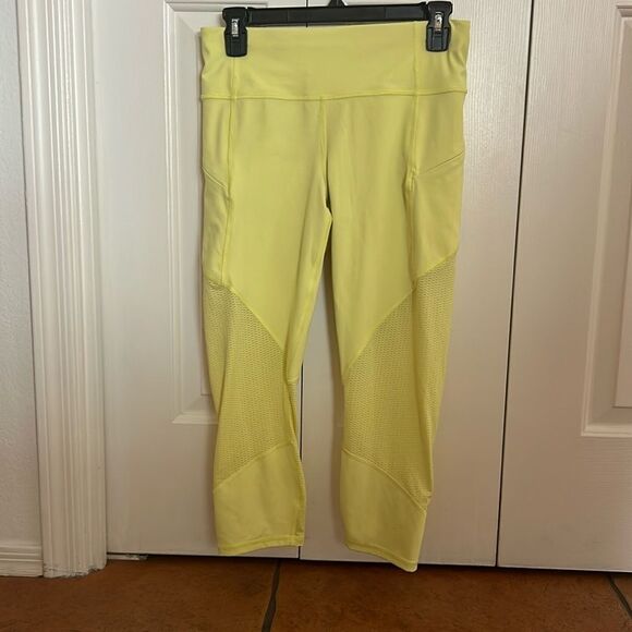 Athleta Capri Leggings with Mesh Panels - Picture 1 of 5